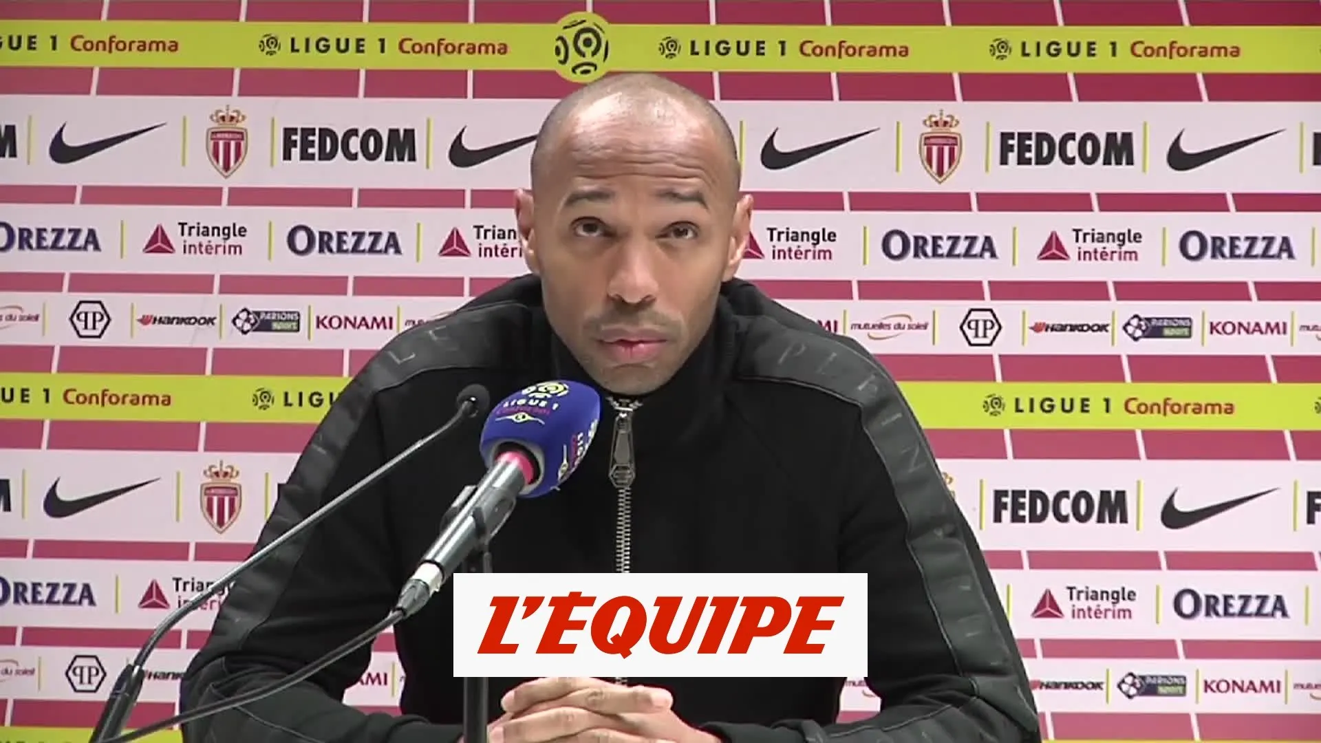 Thierry Henry quand il dit 'J\'aimerais bien savoir pourquoi'